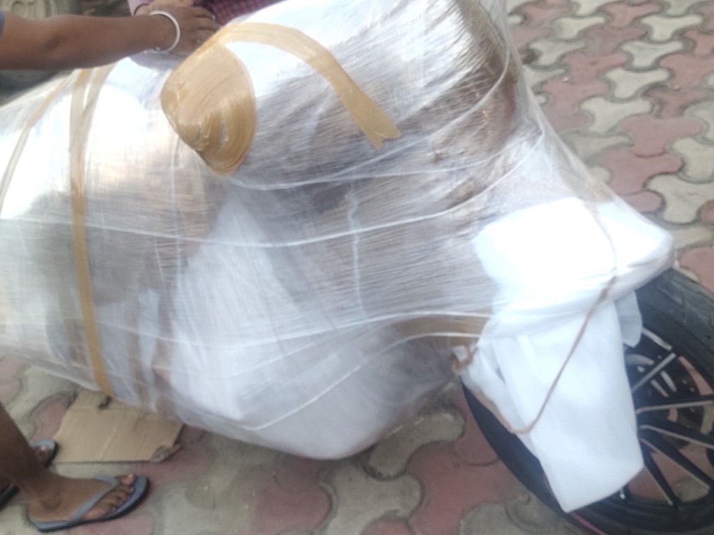 Rehousing packers and movers bike parcel services photo in Goa images branch