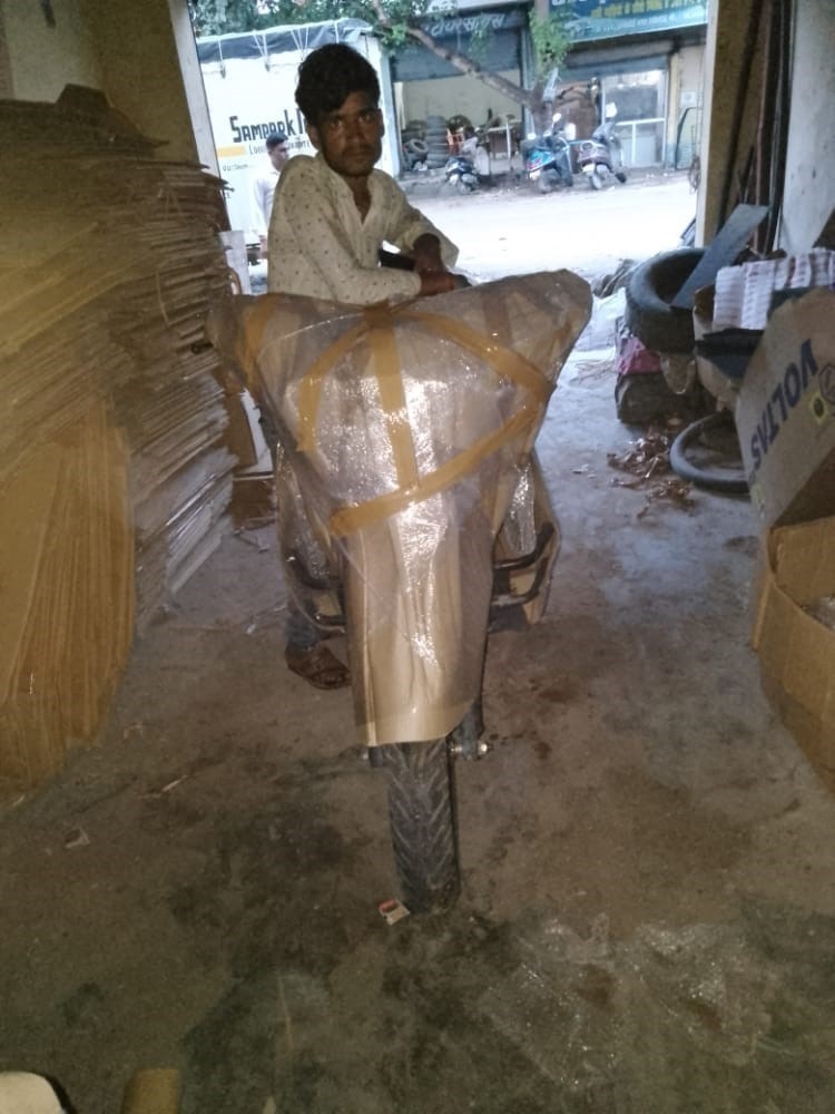 Rehousing packers and movers bike parcel services photo in Aizawl images branch