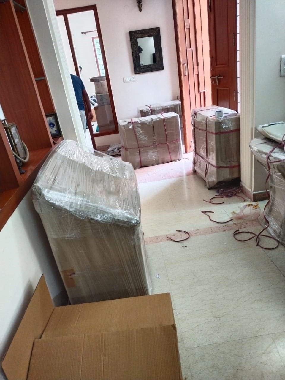 Rehousing packers and movers from Delhi transportation services image in Hyderabad office