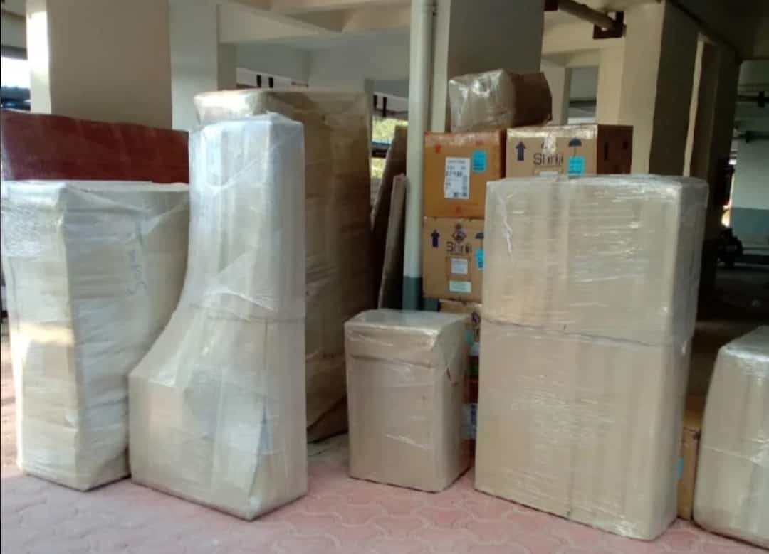 Rehousing packers and movers from Mumbai transportation services image in Delhi office