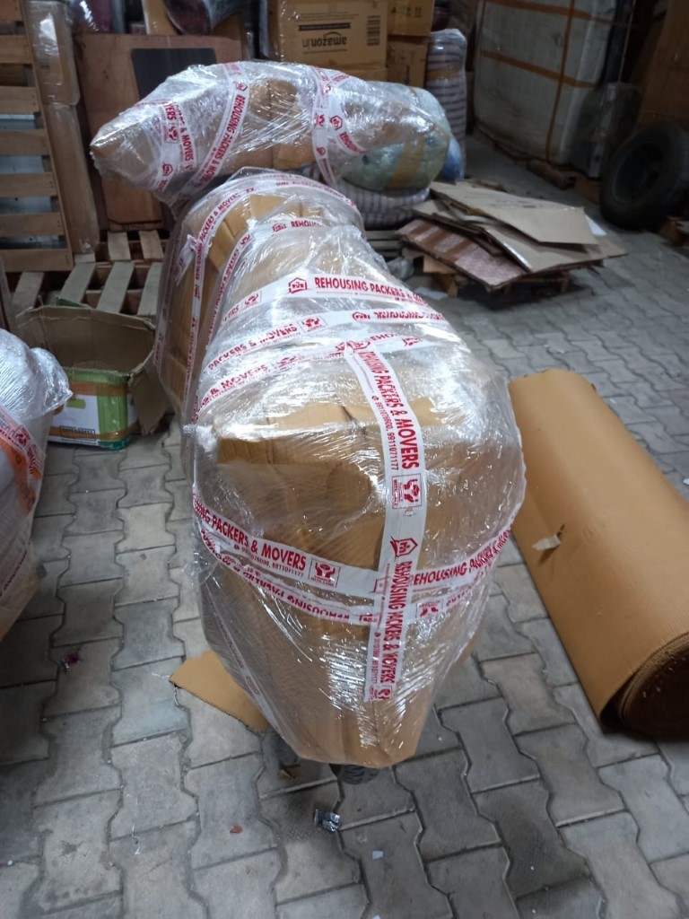 Rehousing packers and movers from Delhi parcel services photo in Ranchi images branch