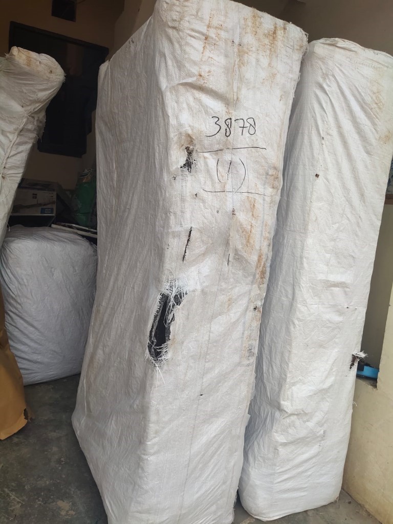 Rehousing packers and movers from Mumbai parcel services photo in Ahmedabad images branch