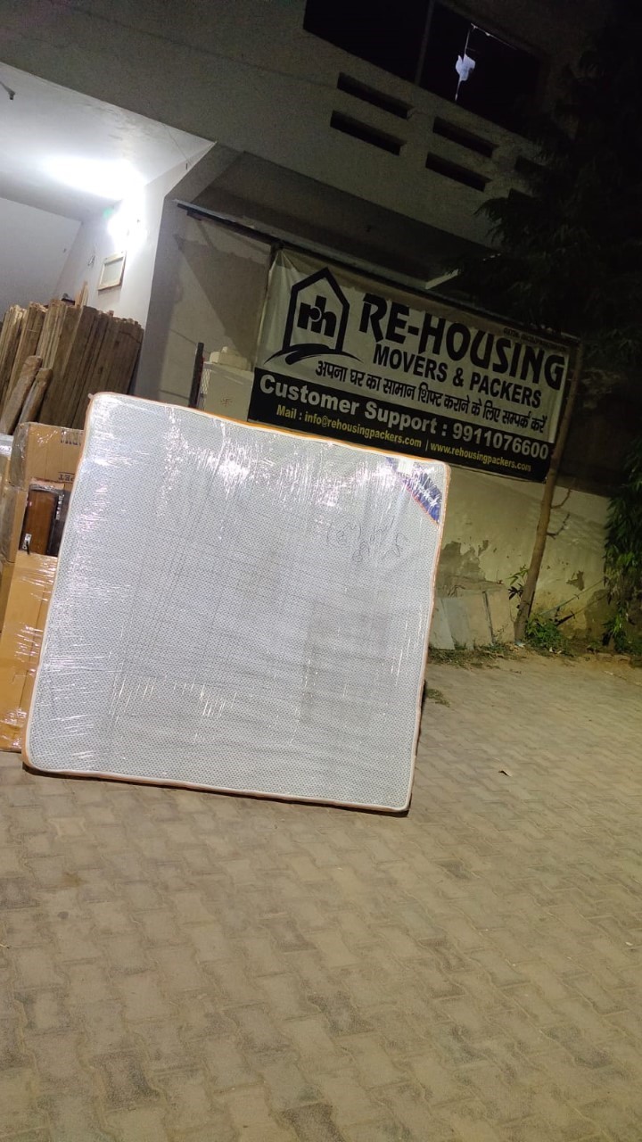 Picture of Rehousing packers and movers from Chennai courier services in Madurai images office