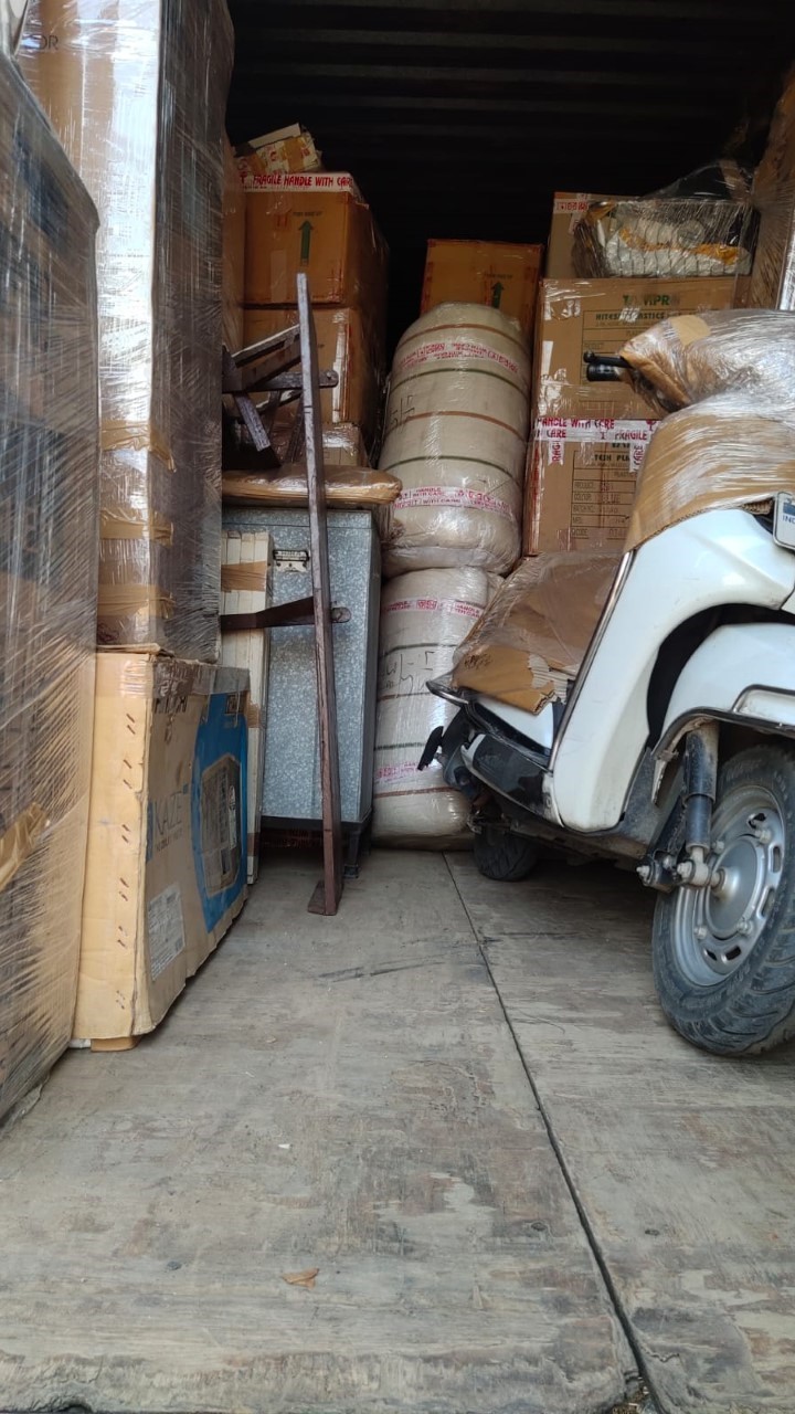 Picture of Rehousing packers and movers Self Storage courier services in Hyderabad images office
